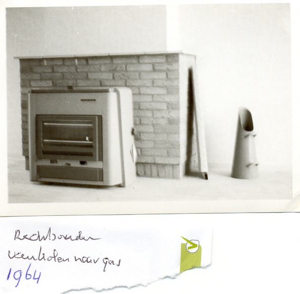 1964 kolenkachel2. foto de Rooij (1).jpg