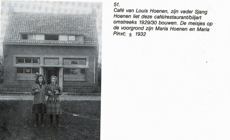 1930+ Dorpsstraat 51 Cafe Hoenen.jpg