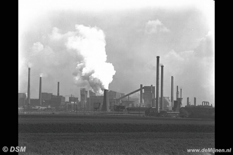 1960-04-12 Mijn en cokesfabriek  11235[1].jpg