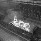 1952-01-01 leegdrukken oven in bluswagen  pr7063[1]