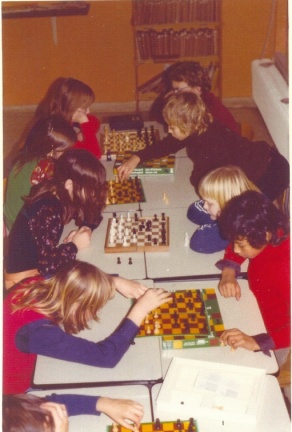 1973-1974 B schaken na schooltijd 2