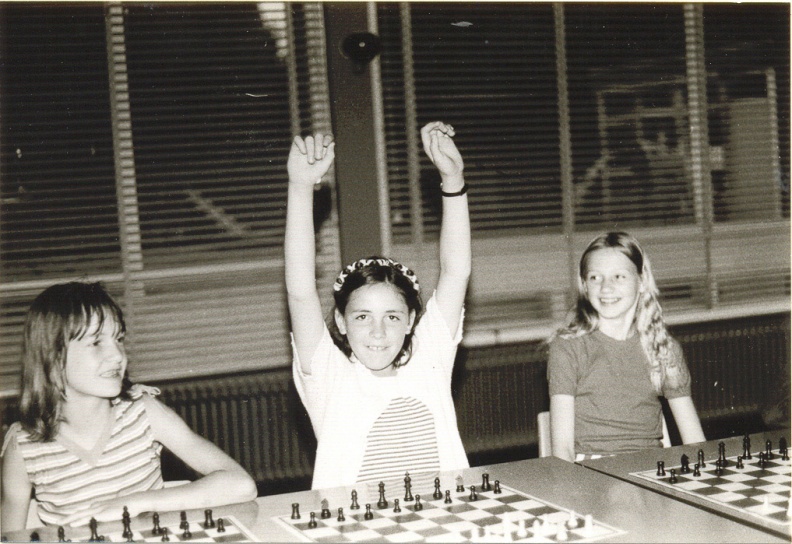 1980 schaken c Vera jarig
