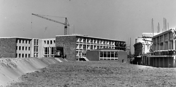 1960-05ca bouw van Sint michiel (25)