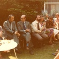 1976 a kerkbestuur in tuin fotoHenrar