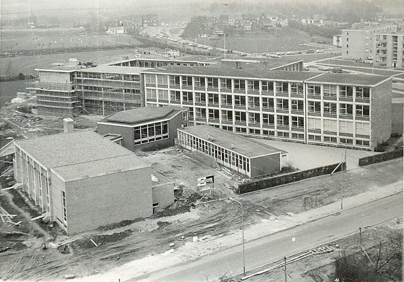 1969 Uitbreiding hoofdgebouw foto de Rooij A.jpg